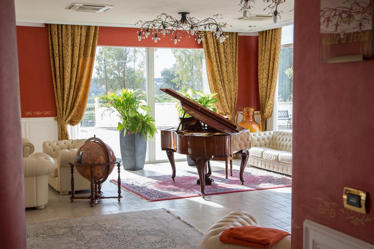 Hotel Madonna Delle Grazie Ceglie Messapica Ngoại thất bức ảnh