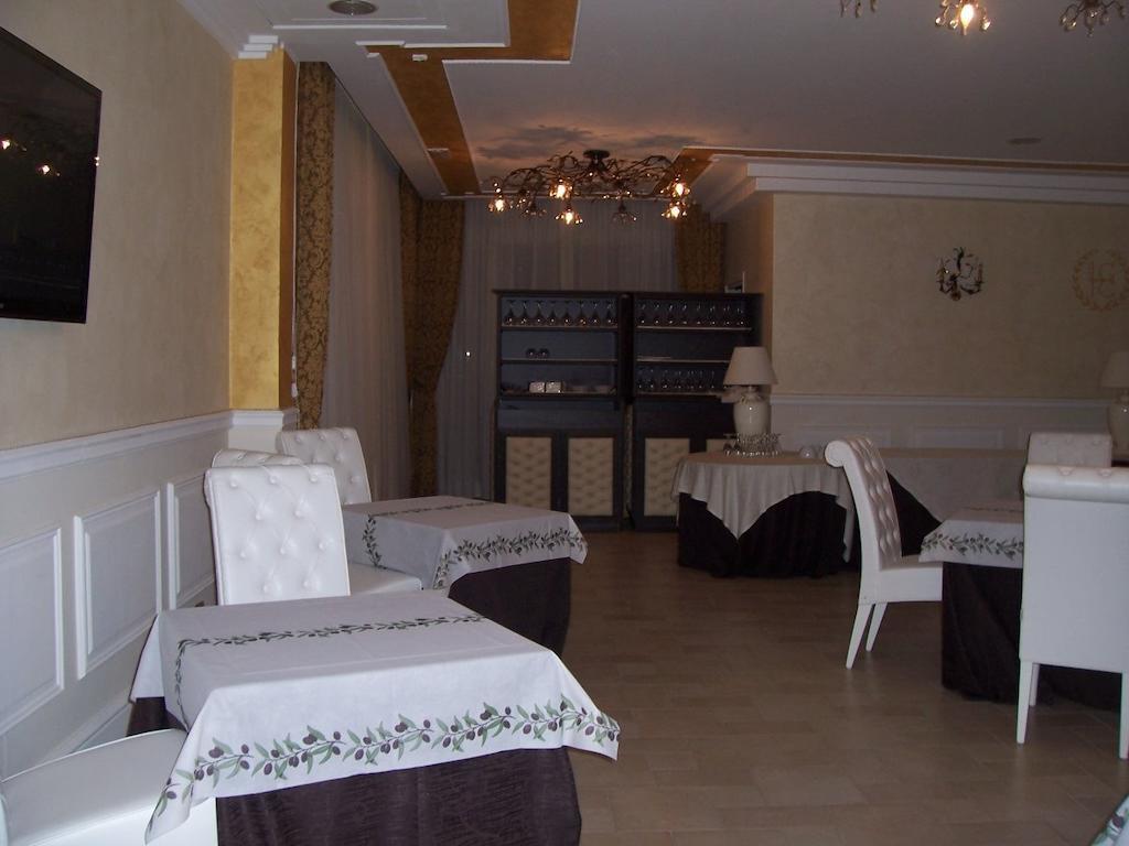 Hotel Madonna Delle Grazie Ceglie Messapica Ngoại thất bức ảnh