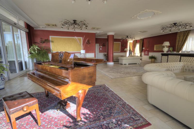 Hotel Madonna Delle Grazie Ceglie Messapica Ngoại thất bức ảnh