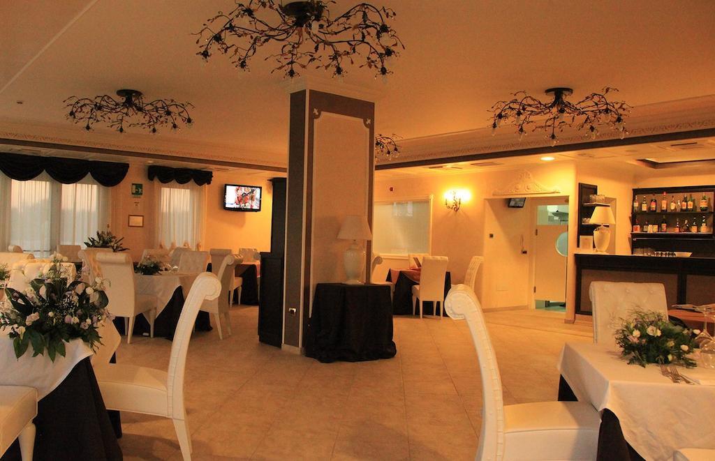Hotel Madonna Delle Grazie Ceglie Messapica Ngoại thất bức ảnh